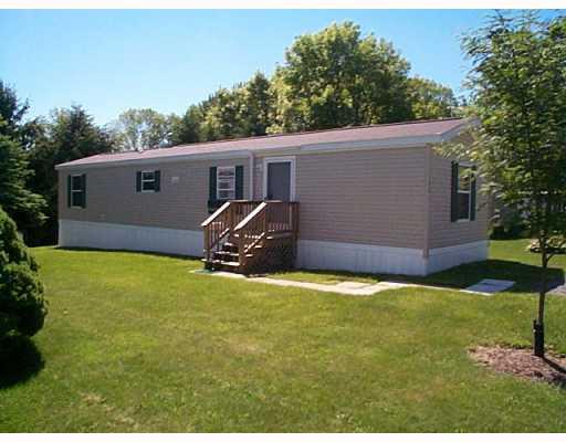 216 Caravan Lane Butler, PA 16001 - Photo 1 of 3 Exterior Front.