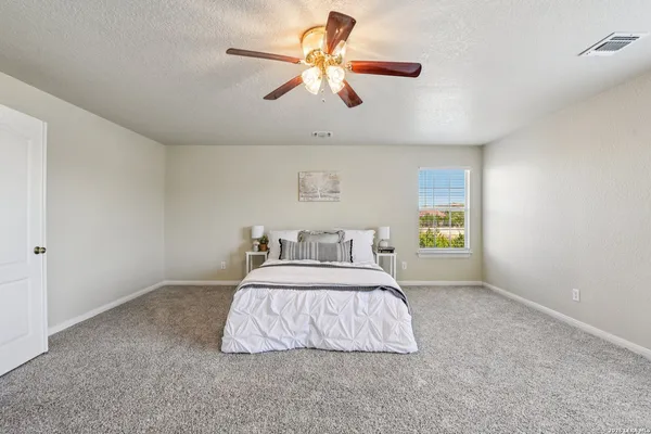 $499,000 | 530 Mesa Loop, San Antonio, TX 78258