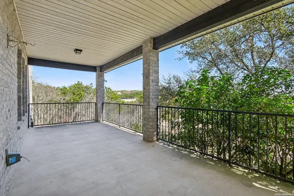 $499,000 | 530 Mesa Loop, San Antonio, TX 78258