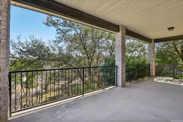 $499,000 | 530 Mesa Loop, San Antonio, TX 78258