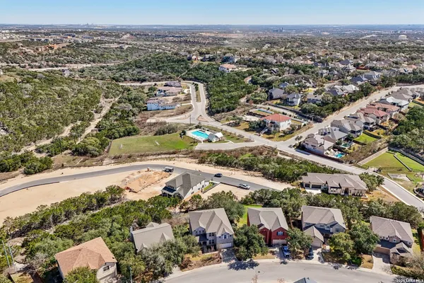 $499,000 | 530 Mesa Loop, San Antonio, TX 78258