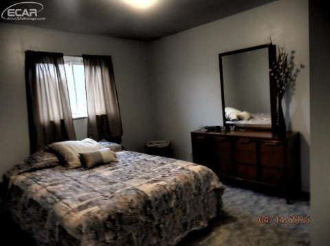 10116 Potter Road Flushing, MI 48433 - Photo 10 of 29 20435124-9.JPG