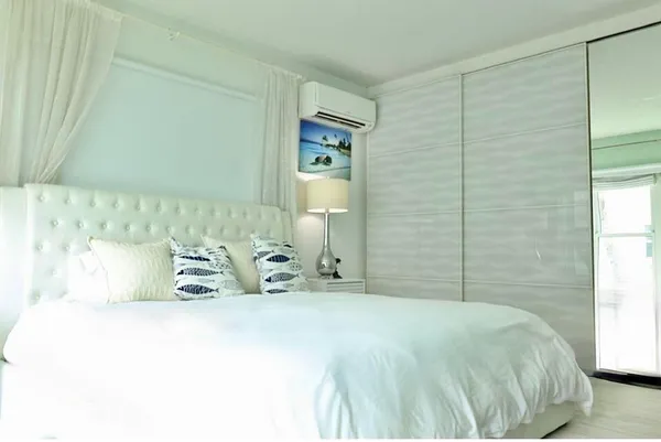 $310,000 | 1043 Hillsboro Mile, Unit 21C, Hillsboro Beach, FL 33064