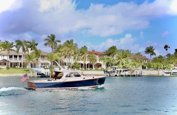 $310,000 | 1043 Hillsboro Mile, Unit 21C, Hillsboro Beach, FL 33064