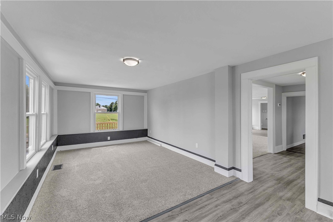 13050 Diagonal Road Salem, OH 44460 - Photo 3 of 40
