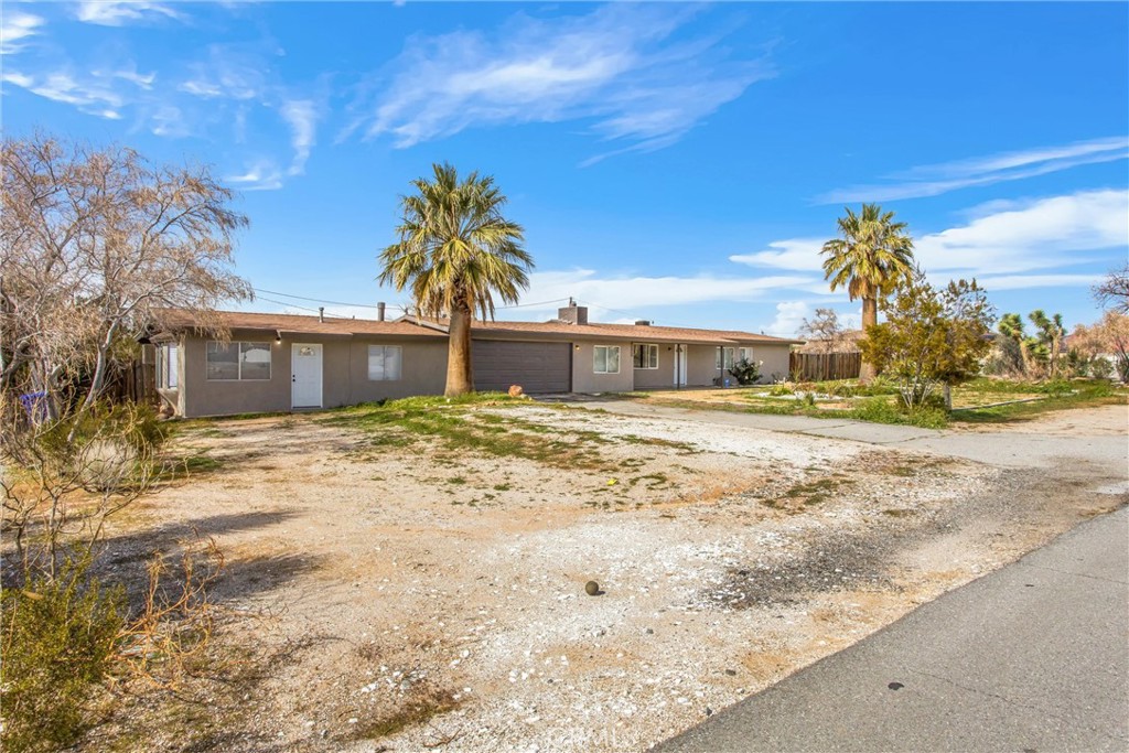 15944 Wintun Road Apple Valley, CA 92307 - Photo 3 of 53