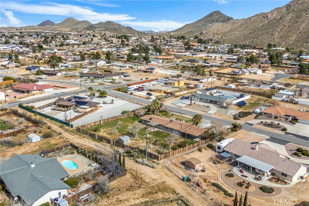 15944 Wintun Road Apple Valley, CA 92307 - Photo 49 of 53