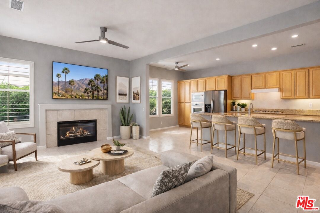 37 Shoreline Drive Rancho Mirage, CA 92270 - Photo 4 of 33