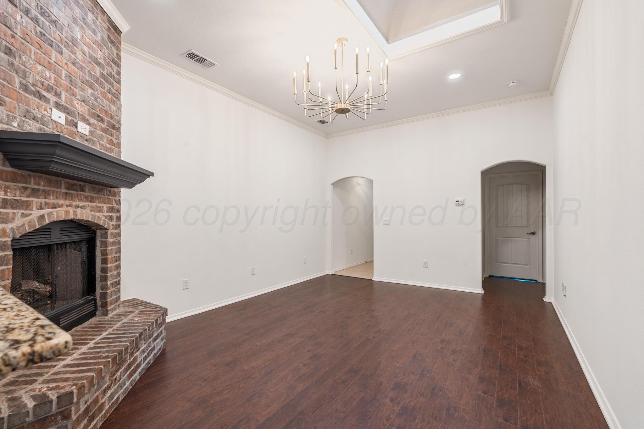 4522 Ida Louise Court Amarillo, TX 79110 - Photo 6 of 19 Living Room3