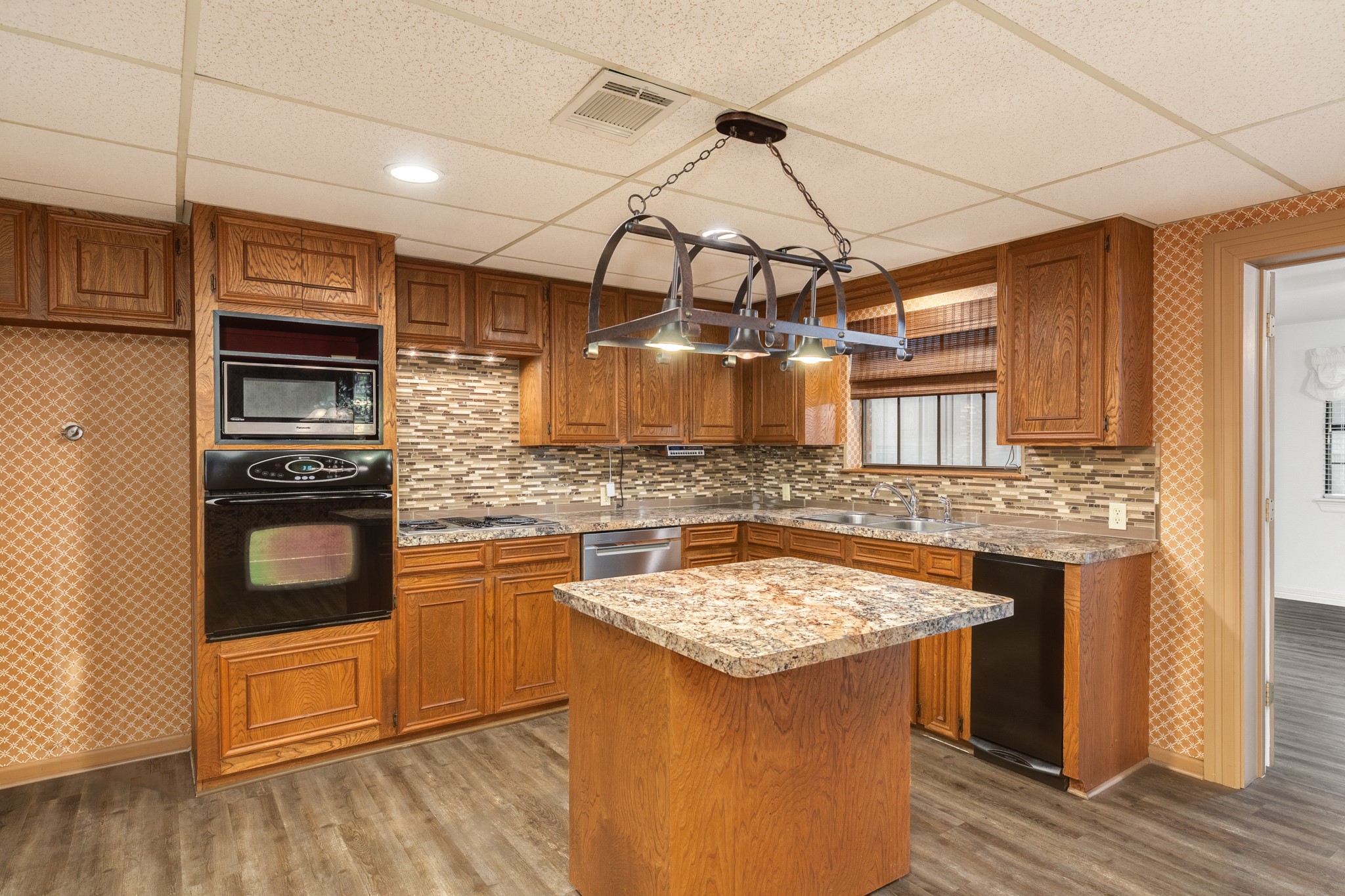 349 Pecan Estates Road, Unit C616R Angleton, TX 77515 - Photo 19 of 42