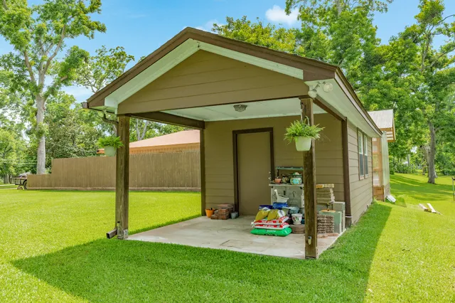 $359,900 | 349 Pecan Estates Road, Unit C616R, Angleton, TX 77515