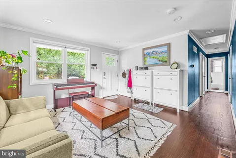 $3,700 | 4610 Coachway Drive, Rockville, MD 20852
