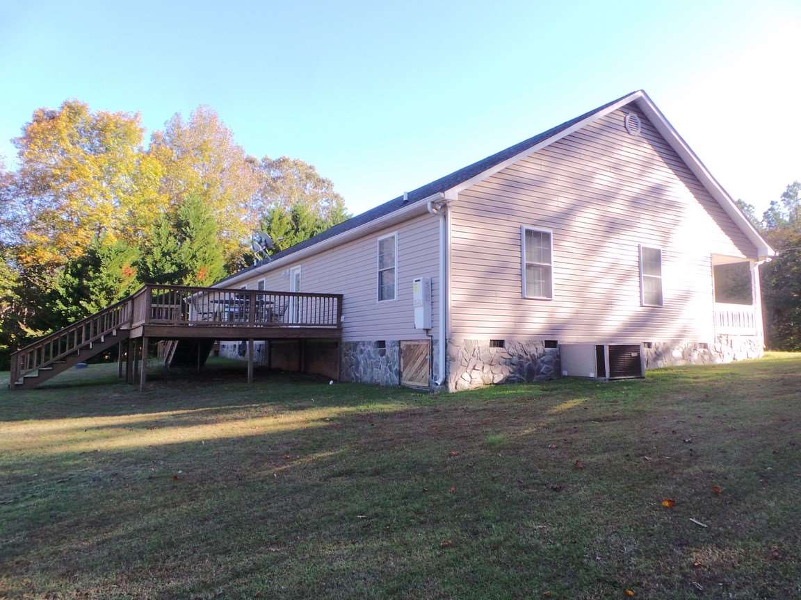 457 State Rd S-11-610 Gaffney, SC 29340 - Photo 24 of 25