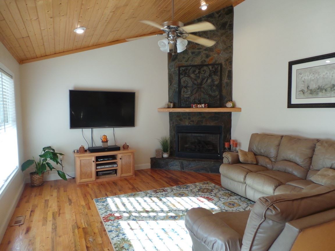 457 State Rd S-11-610 Gaffney, SC 29340 - Photo 7 of 25