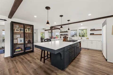 $1,550,000 | 13115 Vía Suena, Valley Center, CA 92082