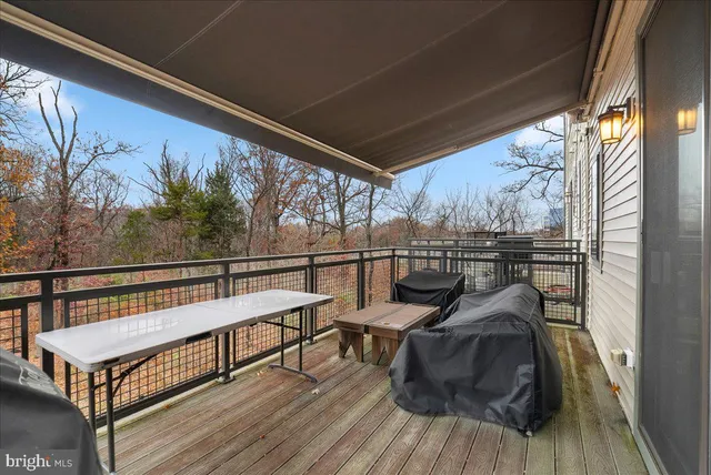 $4,200 | 4902 Trail Vista Lane, Chantilly, VA 20151