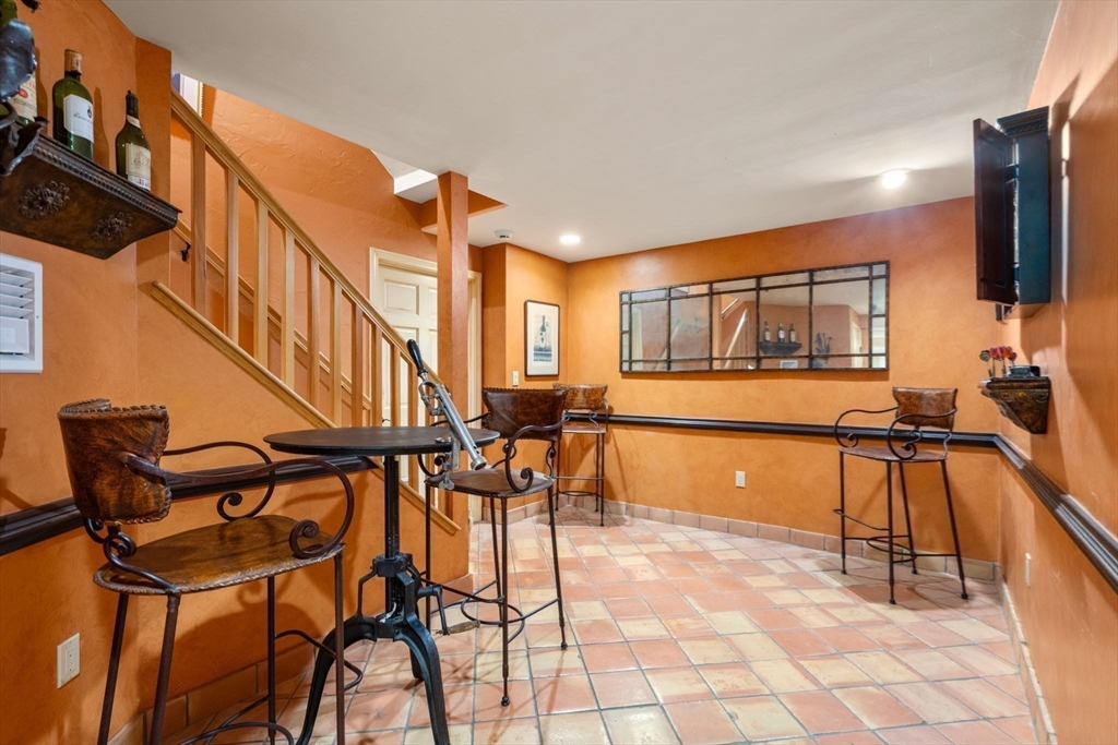 28 York Road Wayland, MA 01778 - Photo 32 of 41