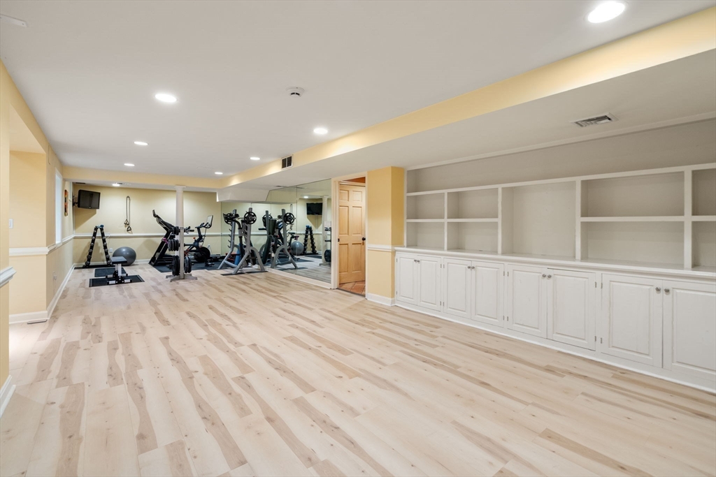 28 York Road Wayland, MA 01778 - Photo 35 of 41