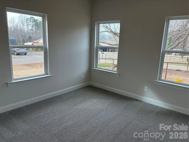 $269,900 | 605 East Hartford Avenue, Bessemer City, NC 28016