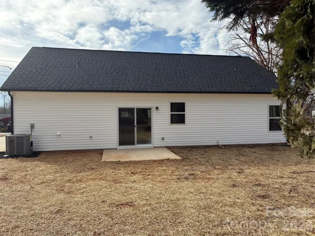 $269,900 | 605 East Hartford Avenue, Bessemer City, NC 28016
