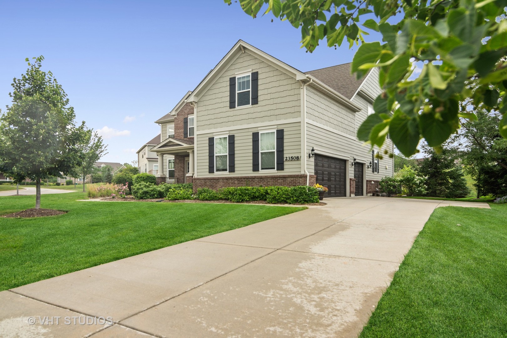 23508 Sanctuary Club Drive Kildeer, IL 60047 - Photo 2 of 60