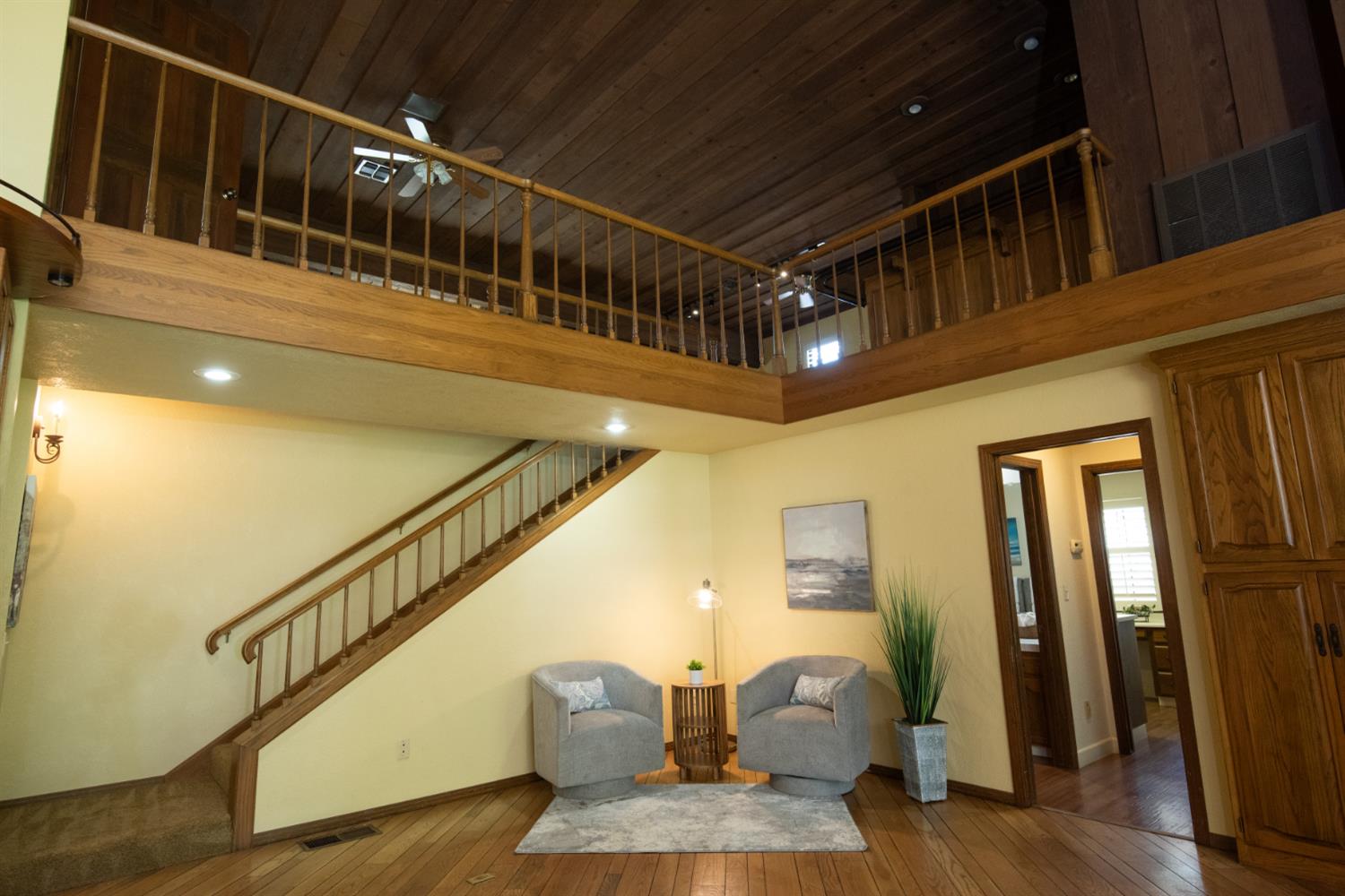 925 Scenic Court Modesto, CA 95355 - Photo 13 of 62 a view of entryway and hall with wooden floor