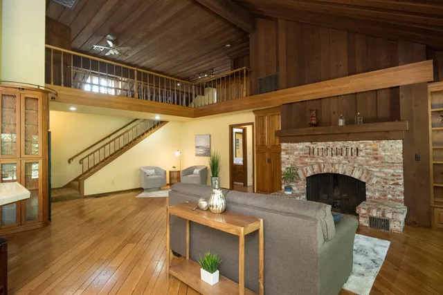 $985,000 | 925 Scenic Court, Modesto, CA 95355