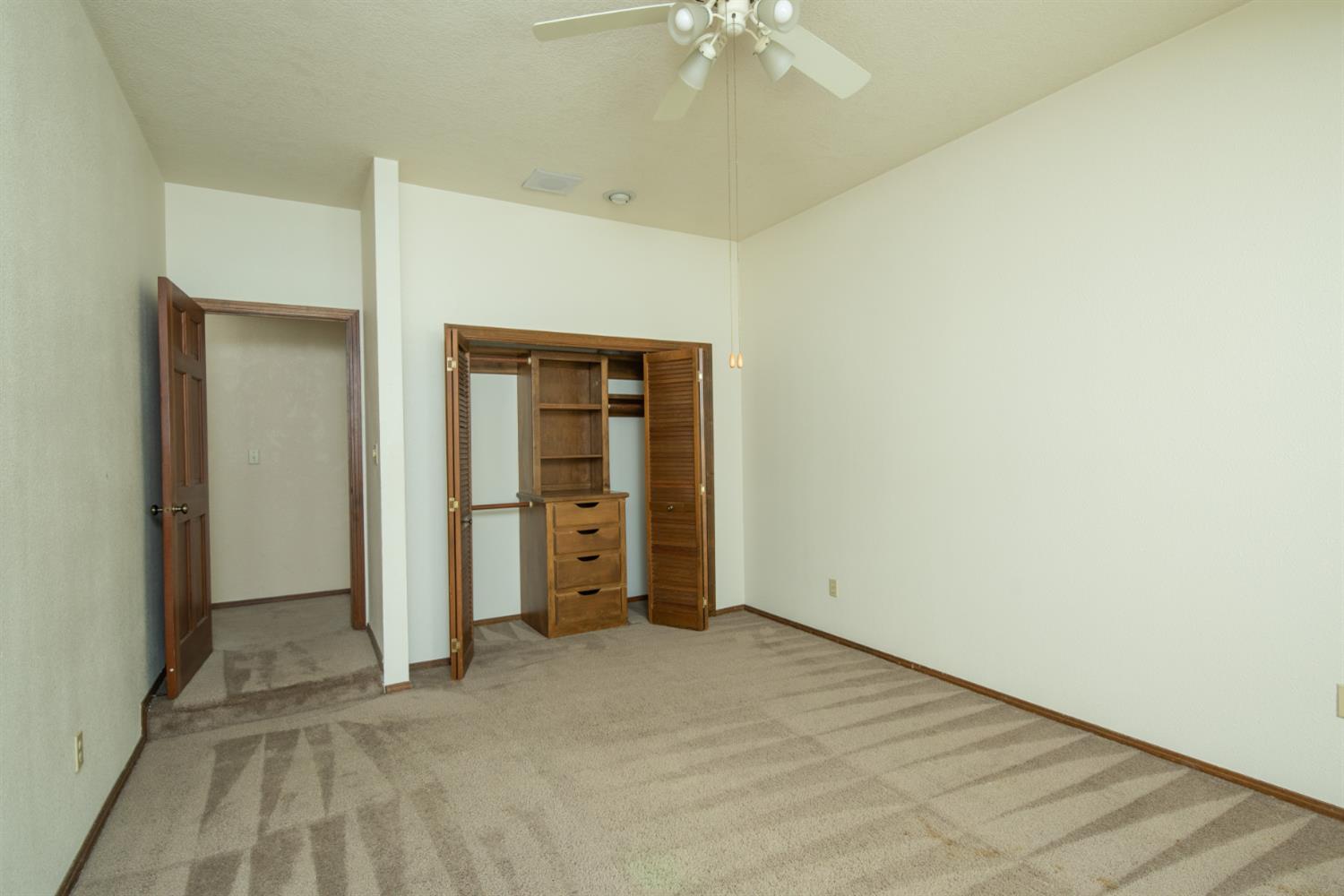925 Scenic Court Modesto, CA 95355 - Photo 50 of 62 an empty room with a bathroom