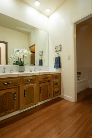 $985,000 | 925 Scenic Court, Modesto, CA 95355