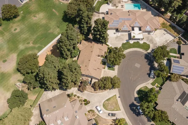 $985,000 | 925 Scenic Court, Modesto, CA 95355
