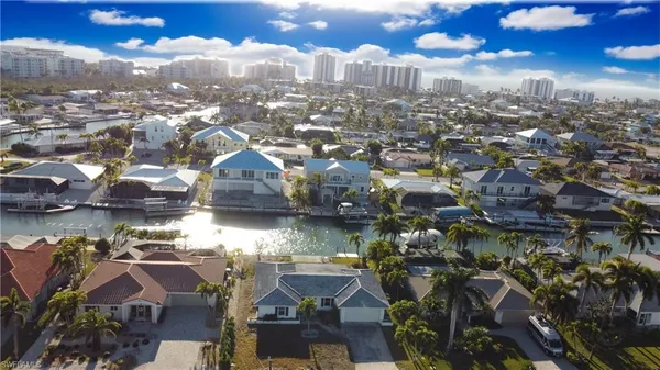 $739,800 | 22 Bayview Boulevard, Fort Myers Beach, FL 33931