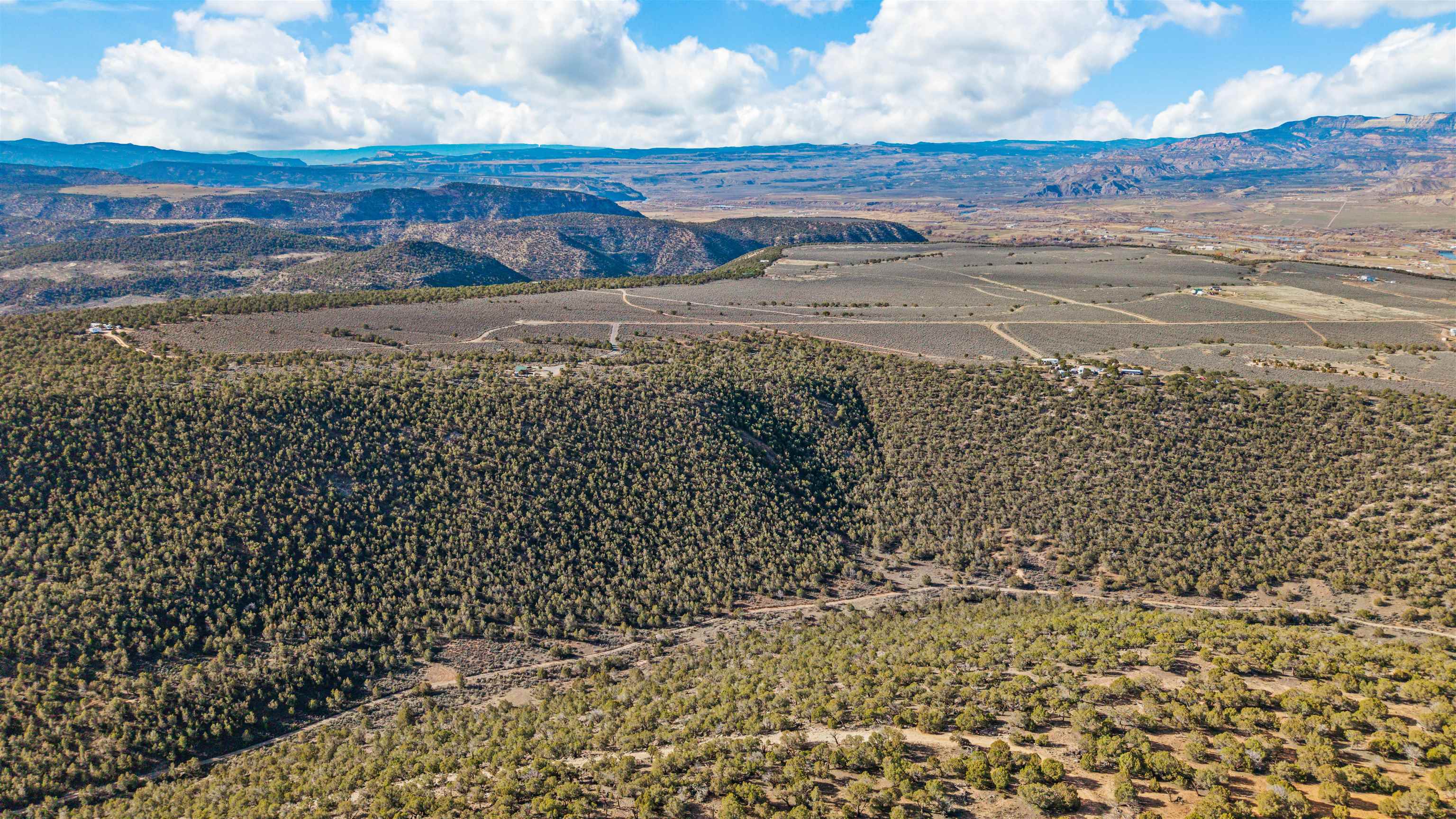 4193 V 5/10 Road De Beque, CO 81630 - Photo 34 of 39 a bathroom with a shower