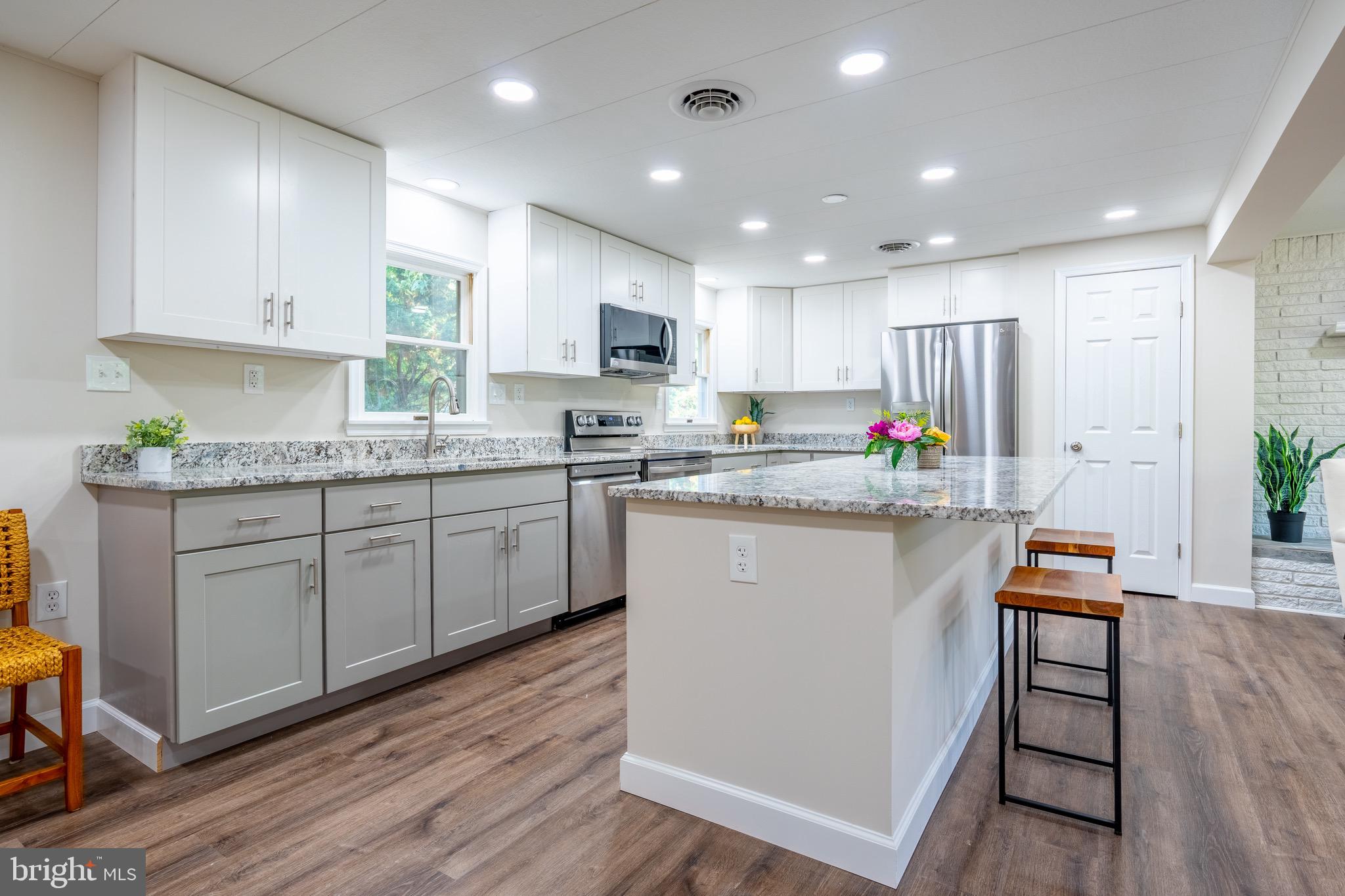 765 Windgate Drive Annapolis, MD 21409 - Photo 4 of 40