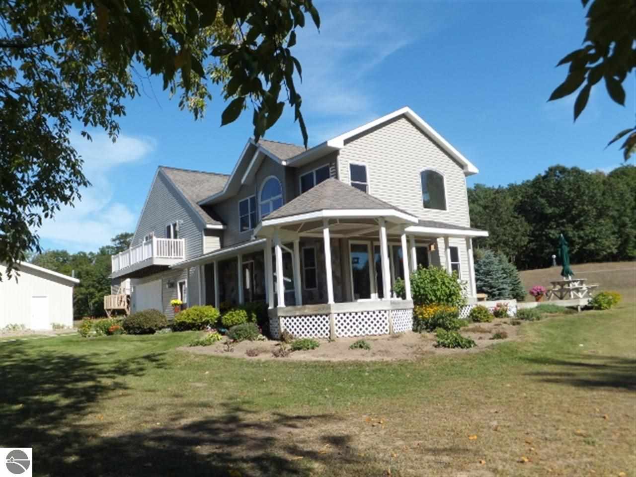 9655 Martin Road Honor, MI 49640 - Photo 2 of 64 1776936-1.JPG