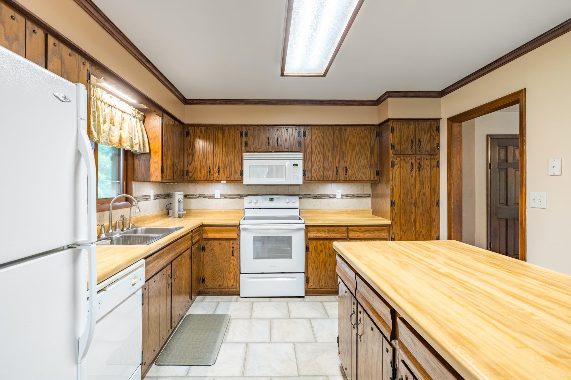 802 Jefferson Street Merrill, WI 54452 - Photo 13 of 59