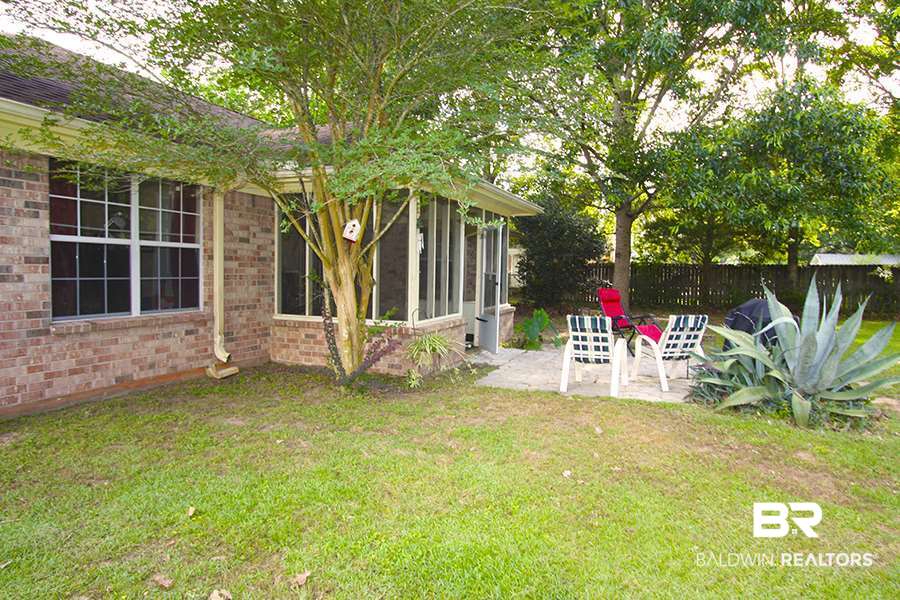 515 East Michigan Avenue Foley, AL 36535 - Photo 11 of 15 rear view