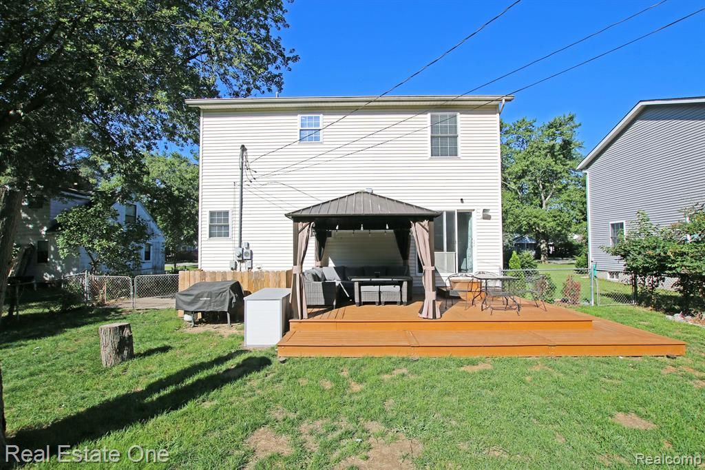 3250 Frembes Road Waterford, MI 48329 - Photo 41 of 45 Gallery Image 41