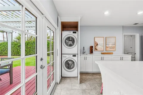$1,199,000 | 3977 Rose, Long Beach, CA 90807