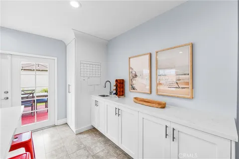 $1,199,000 | 3977 Rose, Long Beach, CA 90807