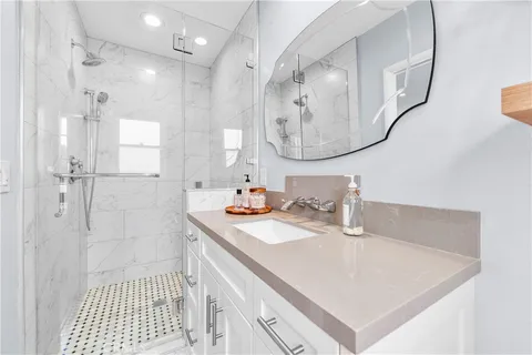 $1,199,000 | 3977 Rose, Long Beach, CA 90807