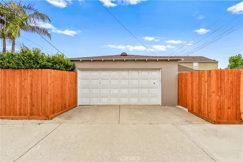 $1,199,000 | 3977 Rose, Long Beach, CA 90807