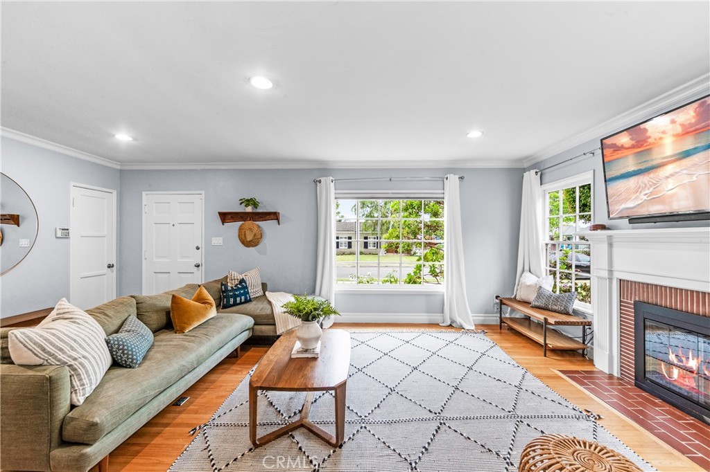 3977 Rose Long Beach, CA 90807 - Photo 9 of 57