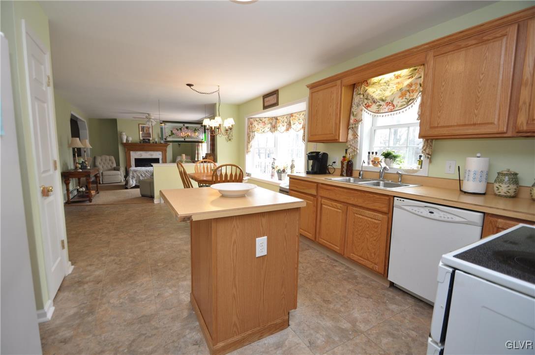 200 Bromley Road Henryville, PA 18332 - Photo 11 of 23 Gallery Image 11