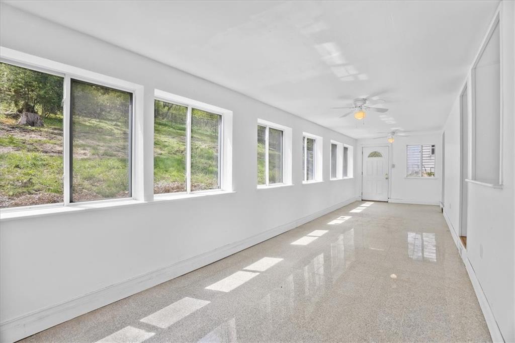 514 Hulton Road Verona, PA 15147 - Photo 3 of 25 Gallery Image 3