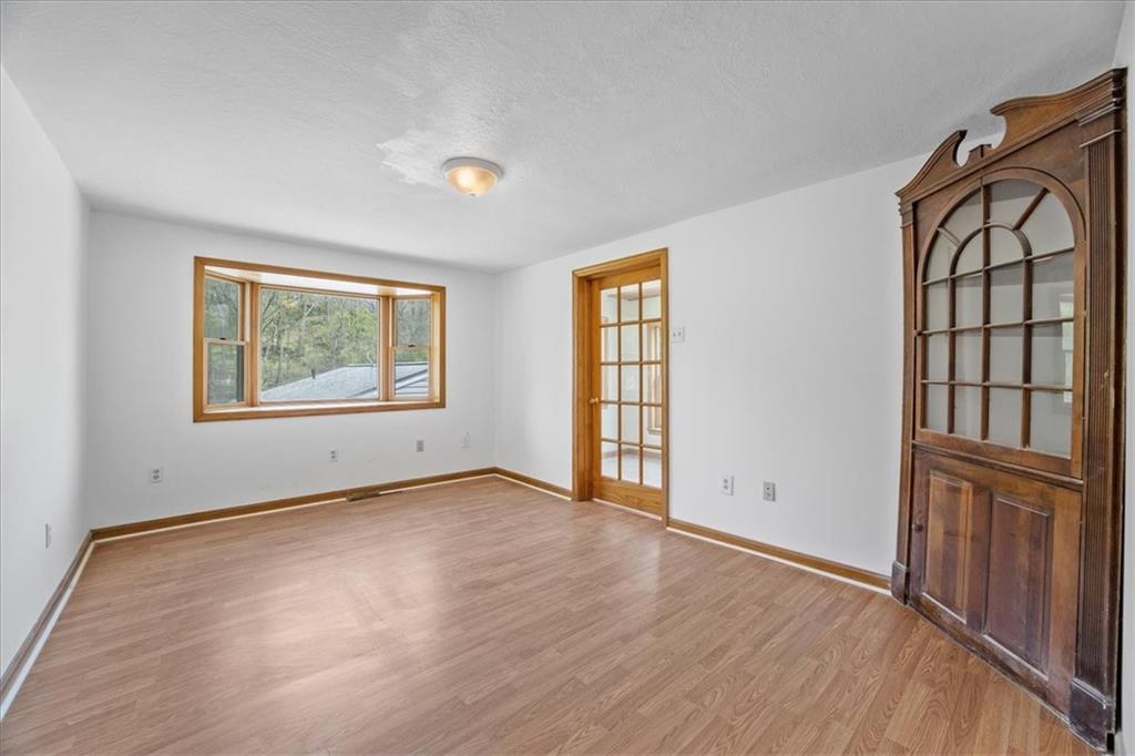 514 Hulton Road Verona, PA 15147 - Photo 8 of 25 Gallery Image 8