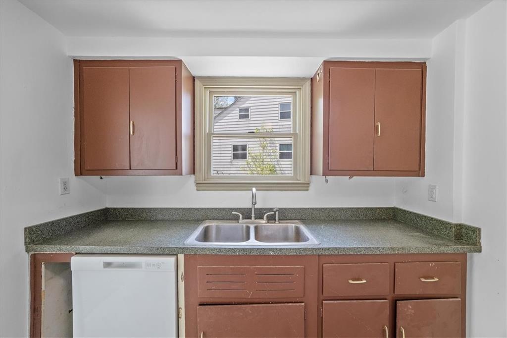 514 Hulton Road Verona, PA 15147 - Photo 10 of 25 Gallery Image 10