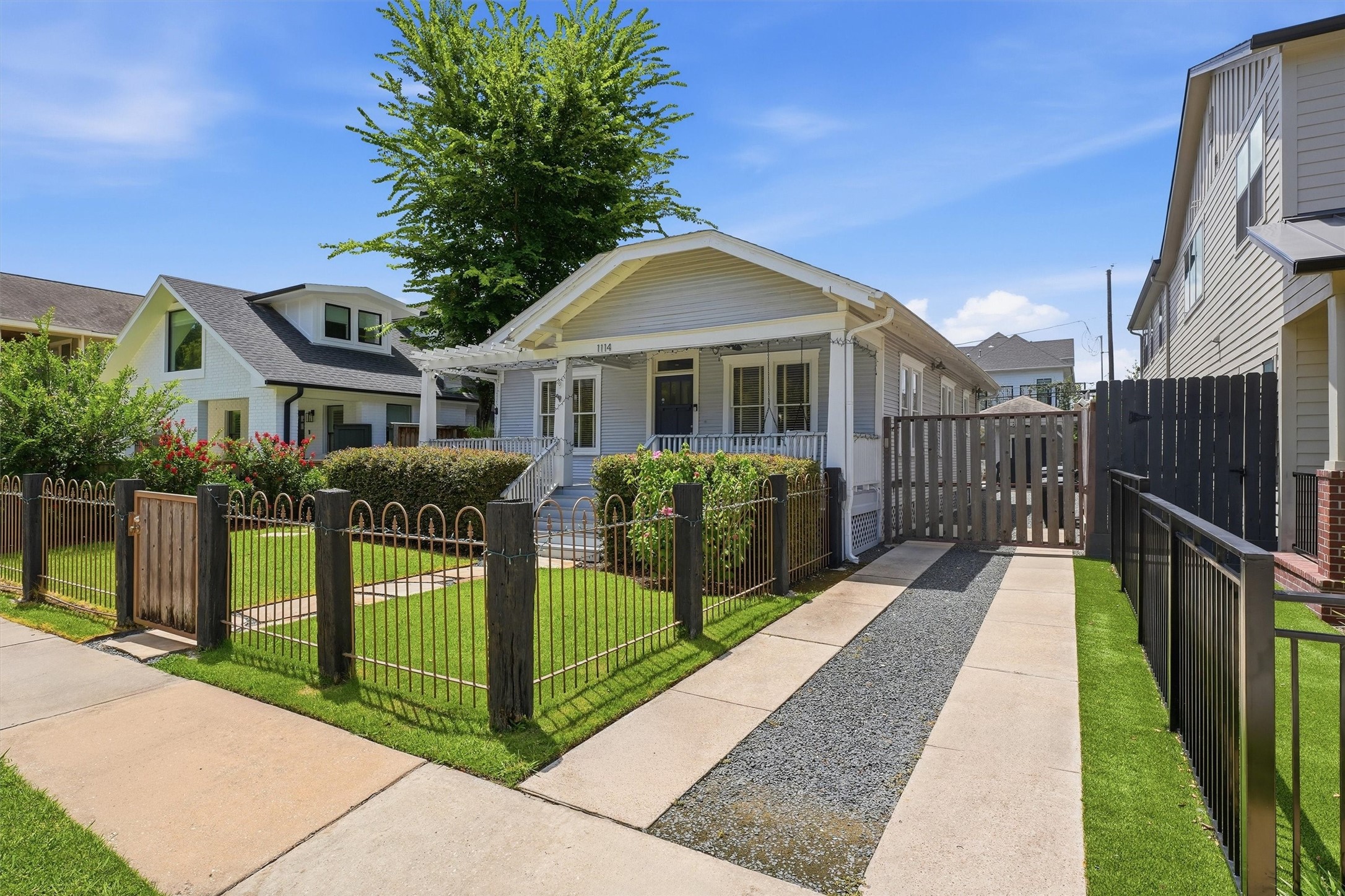 1114 Merrill Street Houston, TX 77009 - Photo 2 of 34