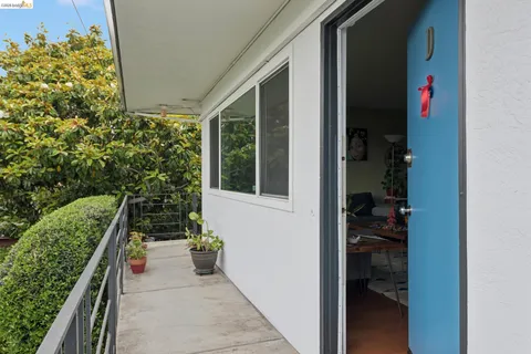 $449,000 | 3054 Bona Street, Unit D, Oakland, CA 94601