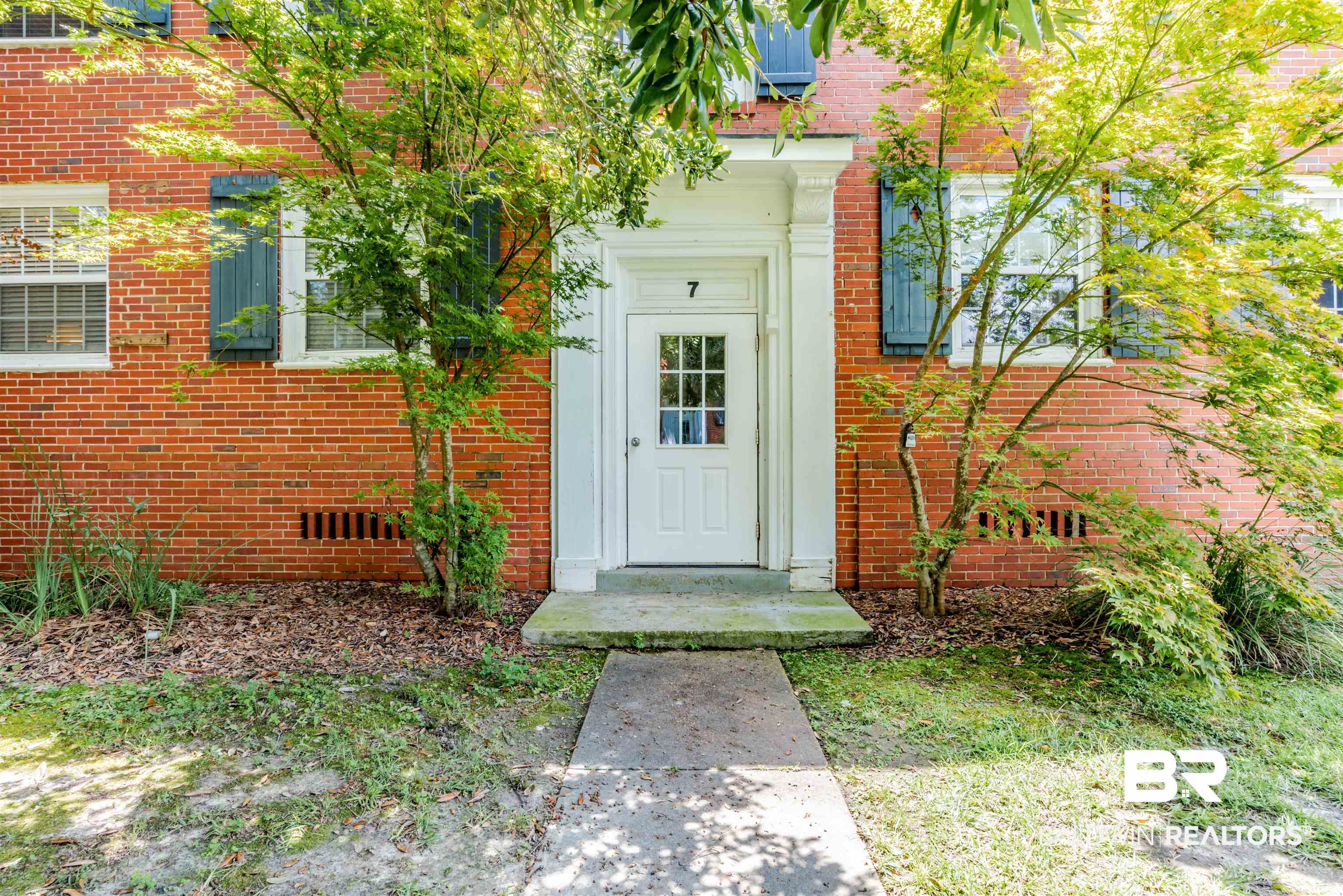 214 Upham Street, Unit 7C Mobile, AL 36607 - Photo 21 of 32 Property entrance with brick siding