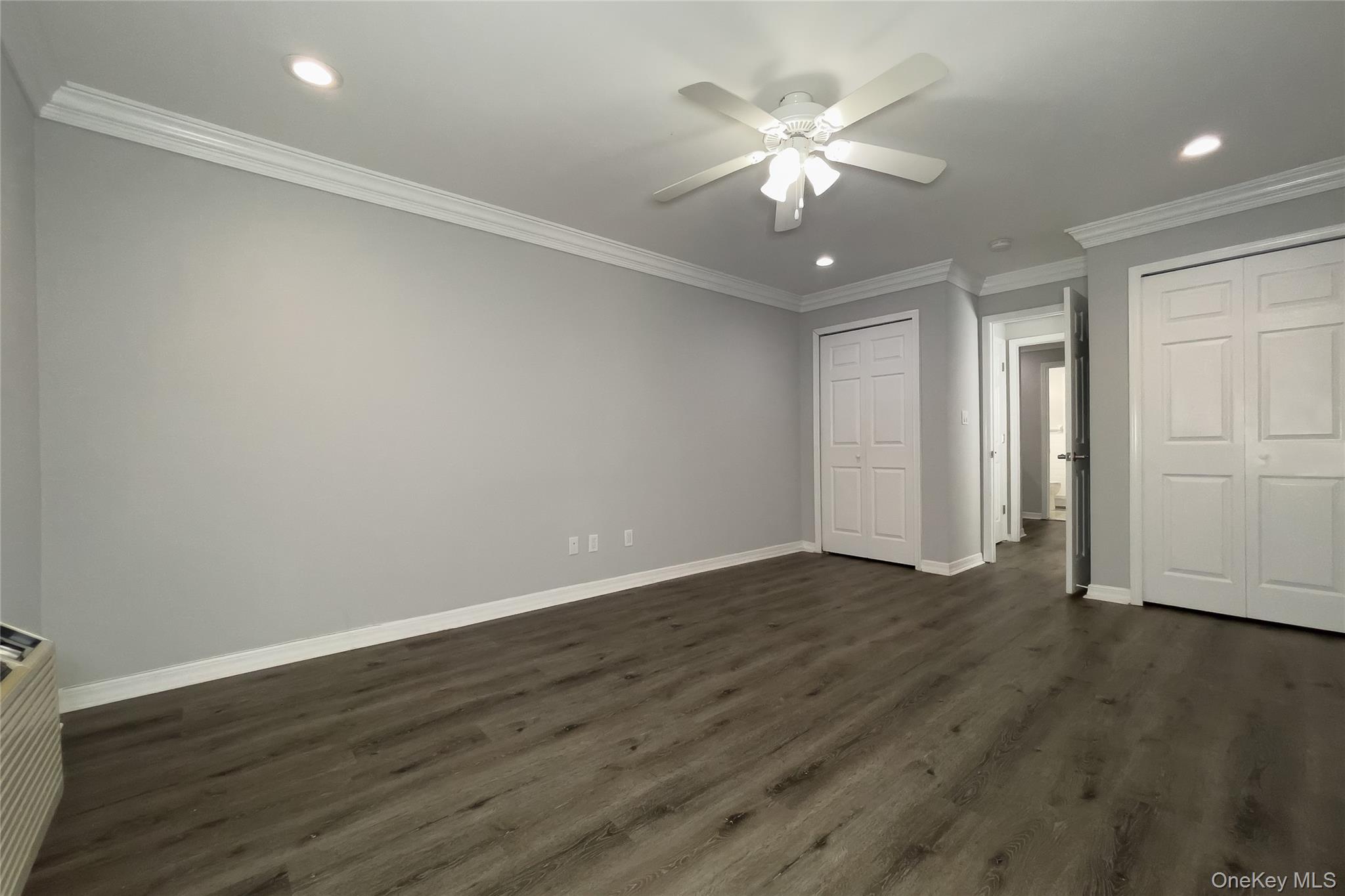 40 Middleton Road, Unit LA09 Bohemia, NY 11716 - Photo 10 of 10 Gallery Image 10